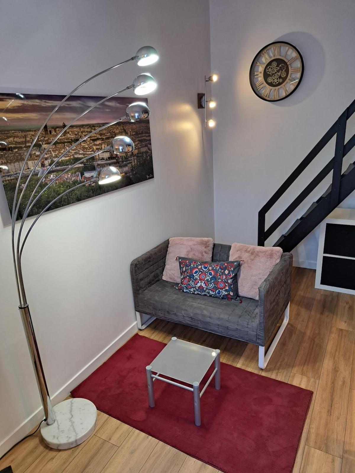 Studio Cosy Entierement Renove A Deux Pas De Lyon Fontaines-sur-Saone Extérieur photo