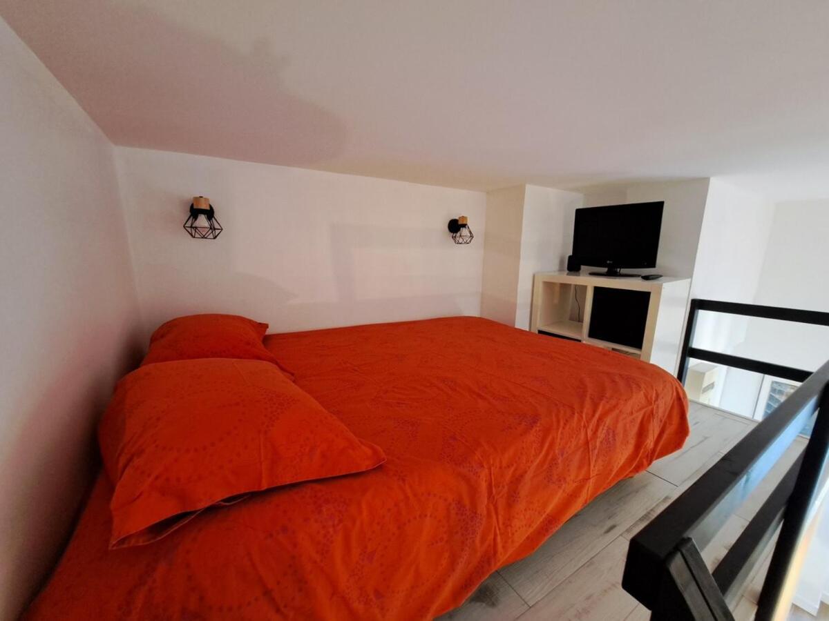 Studio Cosy Entierement Renove A Deux Pas De Lyon Fontaines-sur-Saone Extérieur photo