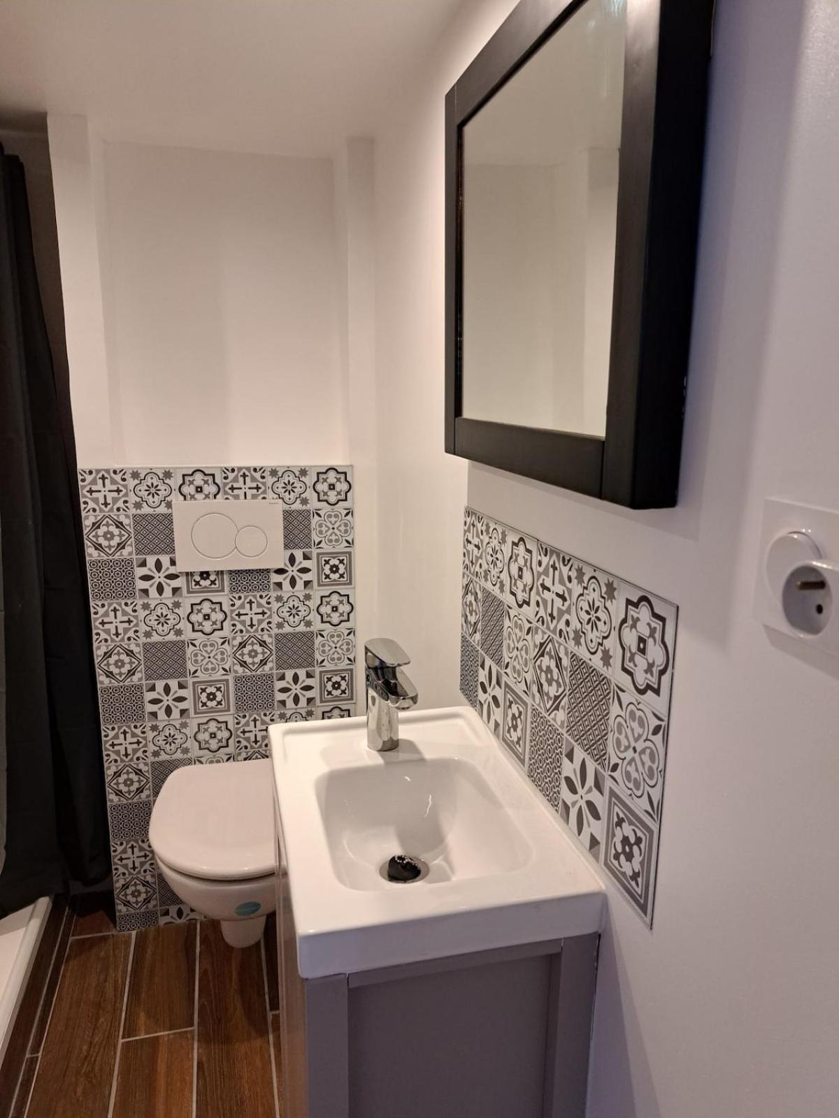 Studio Cosy Entierement Renove A Deux Pas De Lyon Fontaines-sur-Saone Extérieur photo